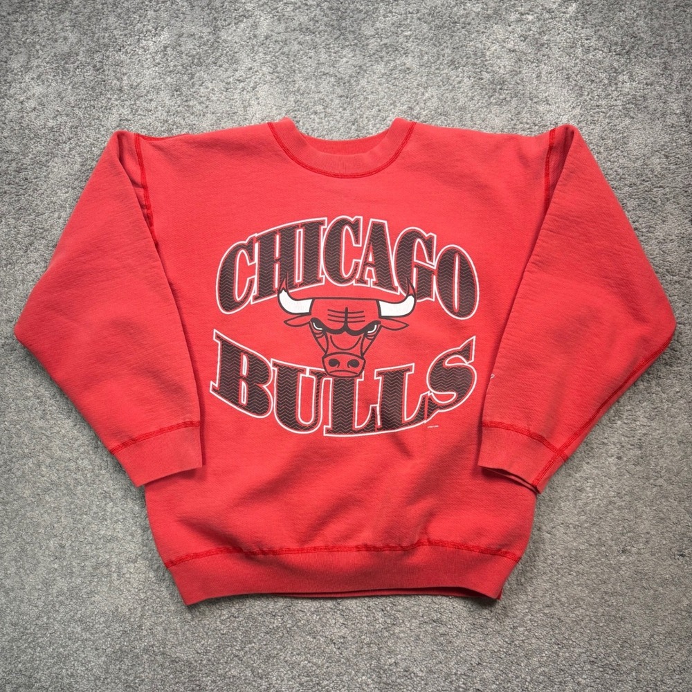 Starter Chicago Bulls Red Sweatshirt Size L Vintage 90s NBA Crewneck